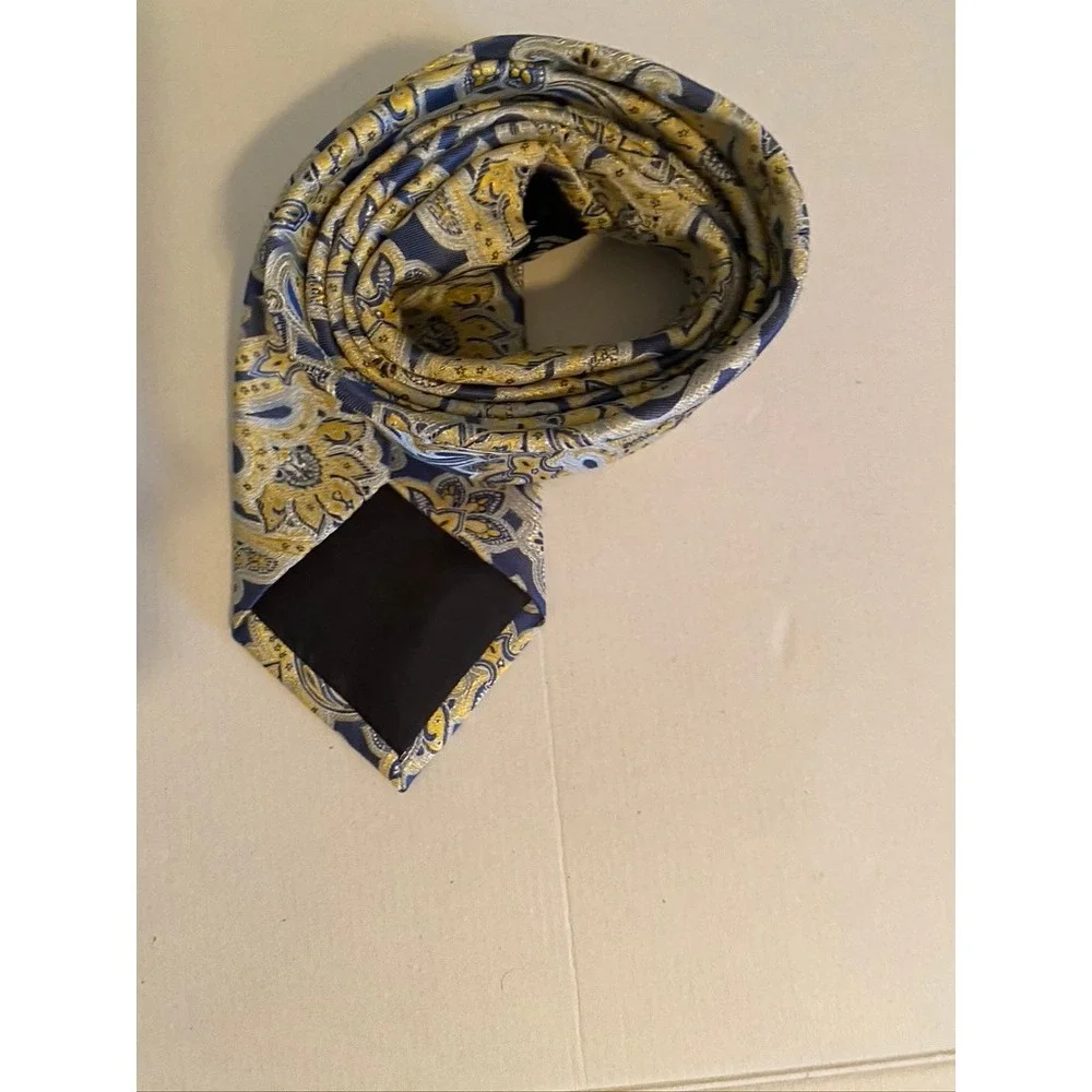 Dockers Mens Navy Blue Gold Paisley Floral Polyester Necktie Tie